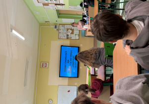 uczniowie na zajęciach Edukacji Zdrowotnej